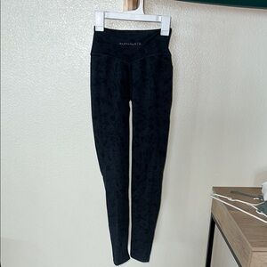 Alphalete Midnight Black Textured Leggings